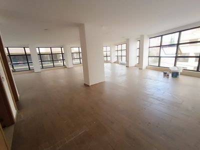 photo annonce For rent Box office Centre ville Kenitra Morrocco