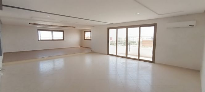 Appartement Kenitra 2400000 Dhs