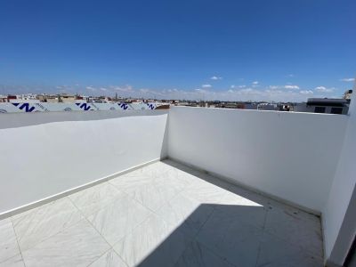  photo 0
